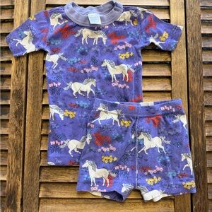 Hanna Andersson Purple Unicorn Floral Short-Sleeved & Shorts Pajama Set Size 4